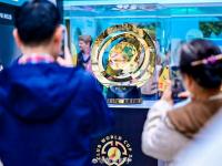 半岛体育登入-包含2025年世俱杯奖杯首次亮相重庆，球迷热情高涨的词条