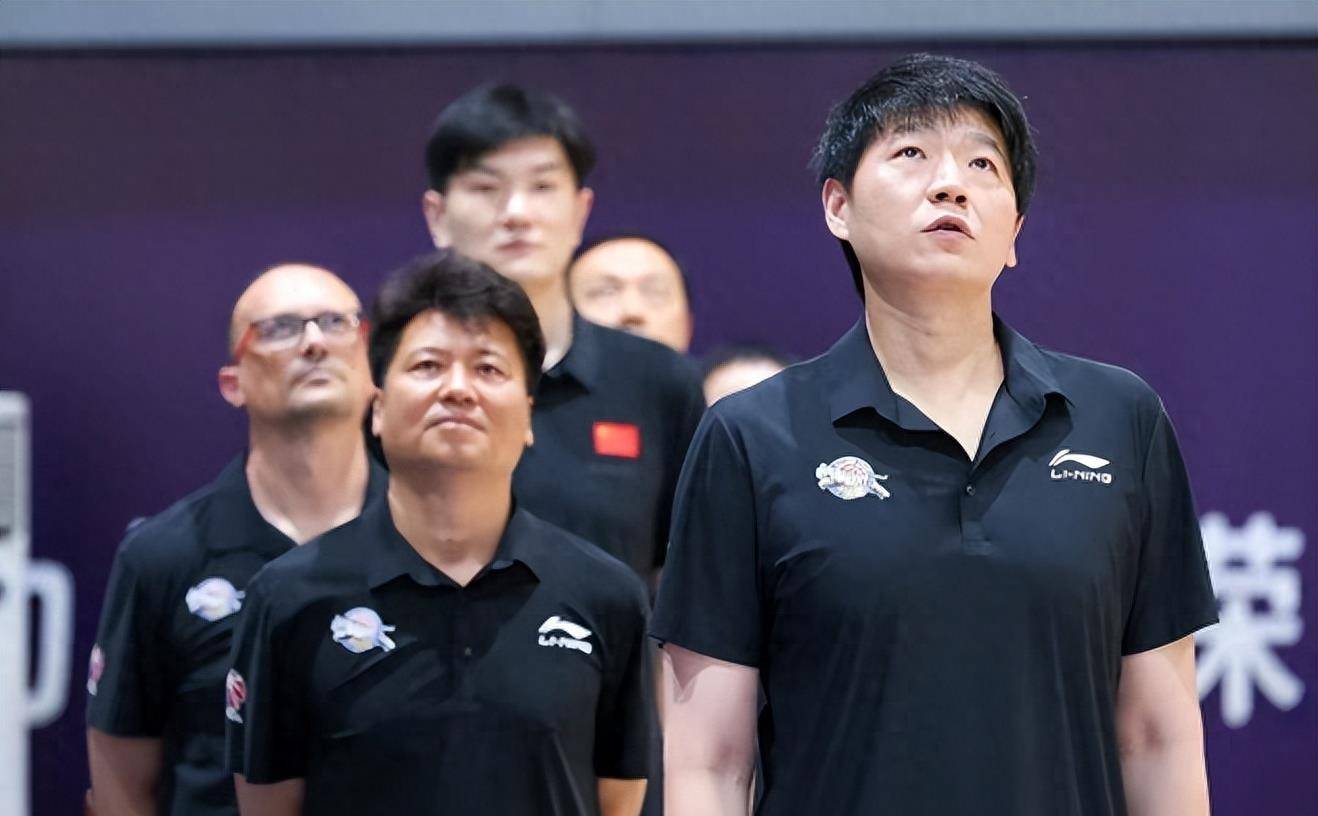 韩国男篮战术调整灵敏，适时反击